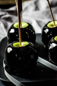 halloween-idee-per-la-cena-originali-organizzare-una-cena-con-delitto